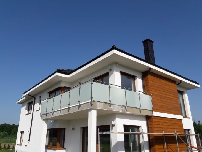 Najczęstsze błędy przy montażu balustrad – jak ich uniknąć?
